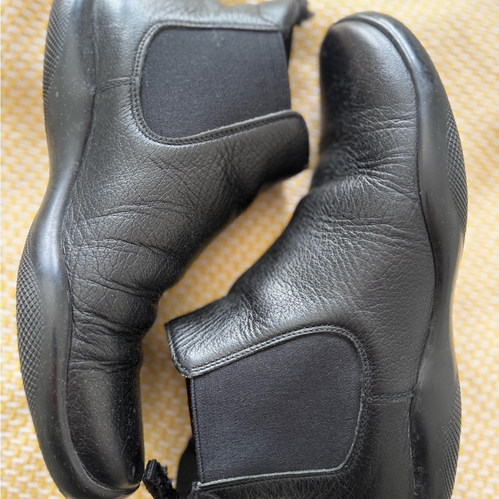 PRADA Chelsea Boots. Black Size 10 US Men. Textured Leather Made In Italy - Picture 2 of 10